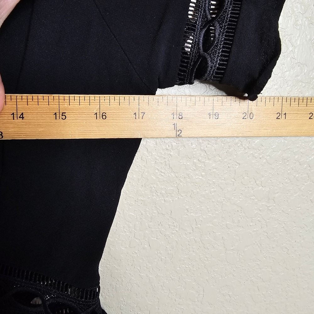 Stone Cold Fox Verona Lace Cutout Deep V Mini Dress Black Rayon Size 3 = medium - Picture 10 of 10